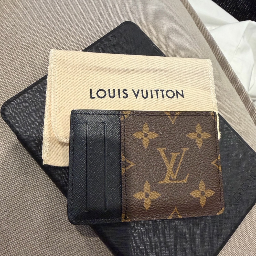 Louis Vuitton Monogram Neo Brown and Black Card Holder - Picture 3 of 10